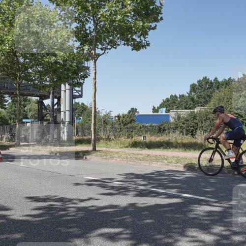 09.08.2026 - GEWOBA Citytriathlon Bremen Michael Burmester http://msf.ph/oto/9954400 09.08.2026 14:31:48 Radfahren 3, 70, 151, 161, 346, 360 meine-sportfotos.de