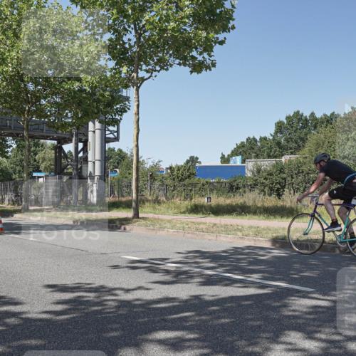 09.08.2026 - GEWOBA Citytriathlon Bremen Michael Burmester http://msf.ph/oto/9954438 09.08.2026 14:32:32 Radfahren 2, 22, 44, 83, 396 meine-sportfotos.de