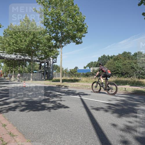 09.08.2026 - GEWOBA Citytriathlon Bremen Michael Burmester http://msf.ph/oto/9954501 09.08.2026 12:04:54 Radfahren 667, 668 meine-sportfotos.de