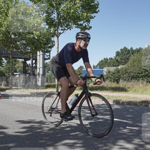09.08.2026 - GEWOBA Citytriathlon Bremen Michael Burmester http://msf.ph/oto/9954505 09.08.2026 14:33:21 Radfahren 17, 86, 158, 179, 180, 265, 354, 395 meine-sportfotos.de