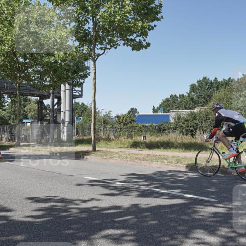 09.08.2026 - GEWOBA Citytriathlon Bremen Michael Burmester http://msf.ph/oto/9954513 09.08.2026 14:33:24 Radfahren 17, 86, 158, 179, 180, 232, 265, 308, 395 meine-sportfotos.de