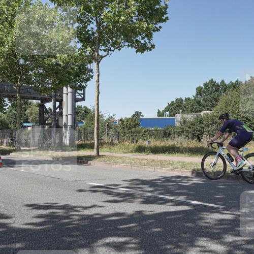 09.08.2026 - GEWOBA Citytriathlon Bremen Michael Burmester http://msf.ph/oto/9954529 09.08.2026 14:33:32 Radfahren 17, 38, 74, 86, 158, 179, 218, 232, 263, 308, 395, 470 meine-sportfotos.de