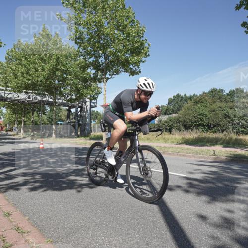 09.08.2026 - GEWOBA Citytriathlon Bremen Michael Burmester http://msf.ph/oto/9954556 09.08.2026 12:06:25 Radfahren 559, 571, 604, 651, 664, 687, 701, 707 meine-sportfotos.de