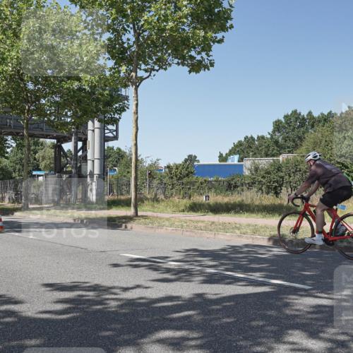 09.08.2026 - GEWOBA Citytriathlon Bremen Michael Burmester http://msf.ph/oto/9954596 09.08.2026 14:34:29 Radfahren 12, 69, 95, 182, 211, 455 meine-sportfotos.de