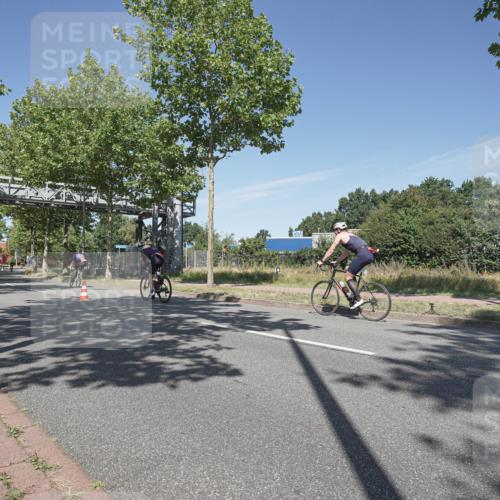 09.08.2026 - GEWOBA Citytriathlon Bremen Michael Burmester http://msf.ph/oto/9954634 09.08.2026 12:08:19 Radfahren 548, 601, 671, 787 meine-sportfotos.de