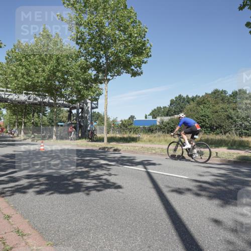 09.08.2026 - GEWOBA Citytriathlon Bremen Michael Burmester http://msf.ph/oto/9954654 09.08.2026 12:08:37 Radfahren 548, 558, 602, 620, 711 meine-sportfotos.de