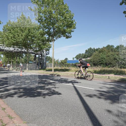 09.08.2026 - GEWOBA Citytriathlon Bremen Michael Burmester http://msf.ph/oto/9954660 09.08.2026 12:08:42 Radfahren 558, 602, 620, 643, 711 meine-sportfotos.de