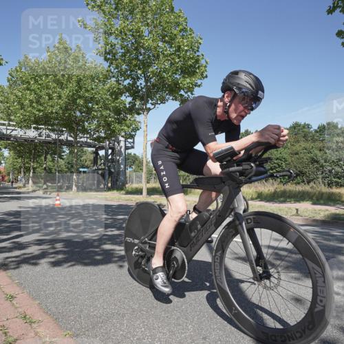 09.08.2026 - GEWOBA Citytriathlon Bremen Michael Burmester http://msf.ph/oto/9954674 09.08.2026 12:08:58 Radfahren 607, 630, 643, 654, 699, 803, 858 meine-sportfotos.de