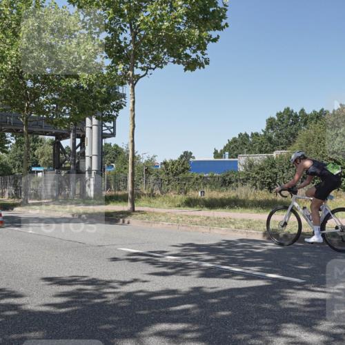 09.08.2026 - GEWOBA Citytriathlon Bremen Michael Burmester http://msf.ph/oto/9954700 09.08.2026 14:35:38 Radfahren 14, 47, 57, 121, 147, 205, 271, 286, 325, 334, 363, 364, 370, 403, 453, 462, 466, 527 meine-sportfotos.de