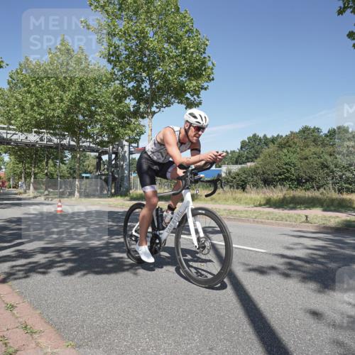 09.08.2026 - GEWOBA Citytriathlon Bremen Michael Burmester http://msf.ph/oto/9954715 09.08.2026 12:09:39 Radfahren 570, 597, 674, 702, 719 meine-sportfotos.de