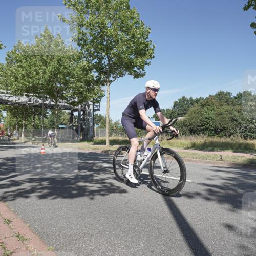 09.08.2026 - GEWOBA Citytriathlon Bremen Michael Burmester http://msf.ph/oto/9954739 09.08.2026 12:10:07 Radfahren 619, 633, 688, 729, 770, 774, 1002 meine-sportfotos.de