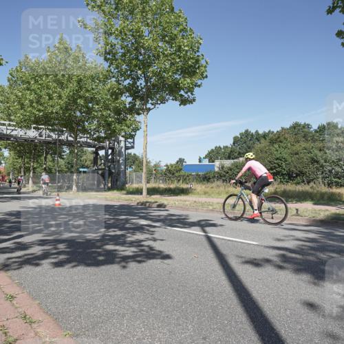 09.08.2026 - GEWOBA Citytriathlon Bremen Michael Burmester http://msf.ph/oto/9954772 09.08.2026 12:10:38 Radfahren 563, 776 meine-sportfotos.de