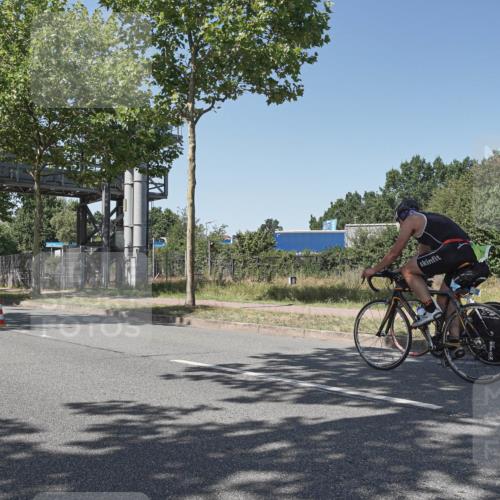 09.08.2026 - GEWOBA Citytriathlon Bremen Michael Burmester http://msf.ph/oto/9954803 09.08.2026 14:36:48 Radfahren 65, 89, 110, 122, 256, 337, 377, 523 meine-sportfotos.de