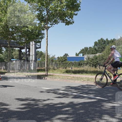 09.08.2026 - GEWOBA Citytriathlon Bremen Michael Burmester http://msf.ph/oto/9954805 09.08.2026 14:36:52 Radfahren 65, 89, 110, 122, 312, 337, 377, 523 meine-sportfotos.de
