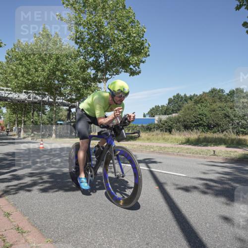 09.08.2026 - GEWOBA Citytriathlon Bremen Michael Burmester http://msf.ph/oto/9954814 09.08.2026 12:11:08 Radfahren 587, 641, 652, 669, 690, 714, 743, 767, 789, 801, 810, 831, 854 meine-sportfotos.de