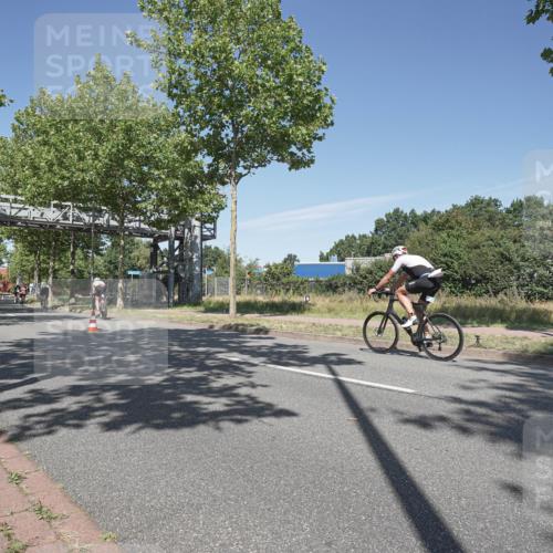 09.08.2026 - GEWOBA Citytriathlon Bremen Michael Burmester http://msf.ph/oto/9954849 09.08.2026 12:11:40 Radfahren 549, 631, 666, 676, 691, 692, 712, 732, 862, 1153 meine-sportfotos.de