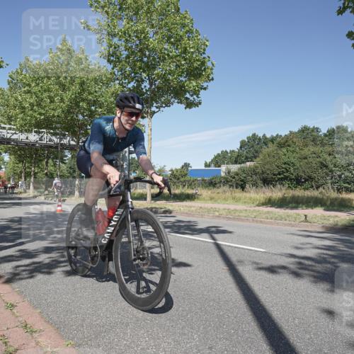 09.08.2026 - GEWOBA Citytriathlon Bremen Michael Burmester http://msf.ph/oto/9954863 09.08.2026 12:11:46 Radfahren 549, 631, 642, 660, 676, 691, 712, 732, 862 meine-sportfotos.de