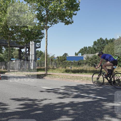 09.08.2026 - GEWOBA Citytriathlon Bremen Michael Burmester http://msf.ph/oto/9954888 09.08.2026 14:37:37 Radfahren 42, 203, 288, 290, 305, 458, 487 meine-sportfotos.de