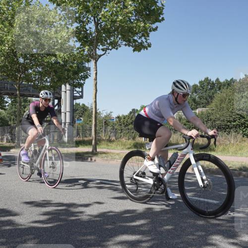 09.08.2026 - GEWOBA Citytriathlon Bremen Michael Burmester http://msf.ph/oto/9954949 09.08.2026 14:38:09 Radfahren 193, 202, 221, 266, 277, 280, 293, 297, 306, 314, 319, 324, 330, 335, 344, 398, 410, 434, 454, 485, 521, 522 meine-sportfotos.de