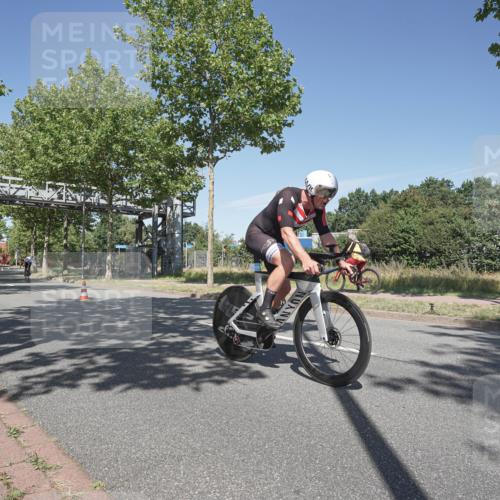 09.08.2026 - GEWOBA Citytriathlon Bremen Michael Burmester http://msf.ph/oto/9954972 09.08.2026 12:13:09 Radfahren 551, 575, 616, 636, 658, 747, 843, 852 meine-sportfotos.de