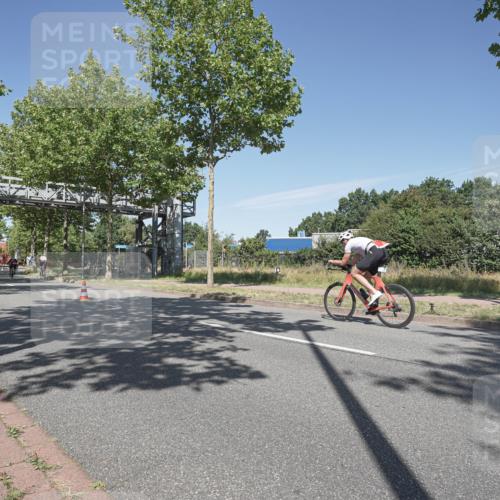 09.08.2026 - GEWOBA Citytriathlon Bremen Michael Burmester http://msf.ph/oto/9955012 09.08.2026 12:13:46 Radfahren 547, 592, 645, 684, 685 meine-sportfotos.de