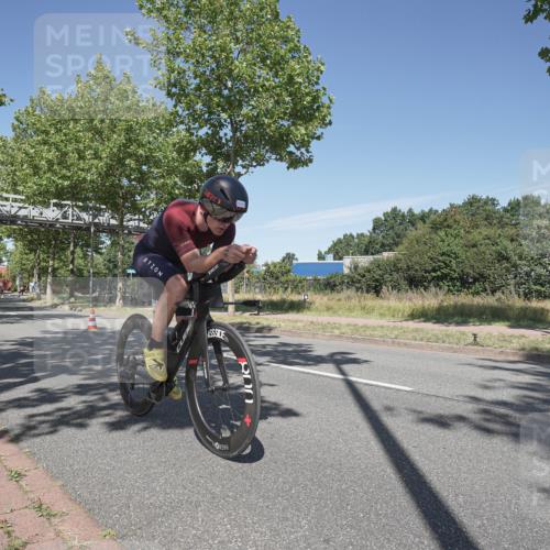 09.08.2026 - GEWOBA Citytriathlon Bremen Michael Burmester http://msf.ph/oto/9955047 09.08.2026 12:14:28 Radfahren 561, 574, 582, 647, 680 meine-sportfotos.de