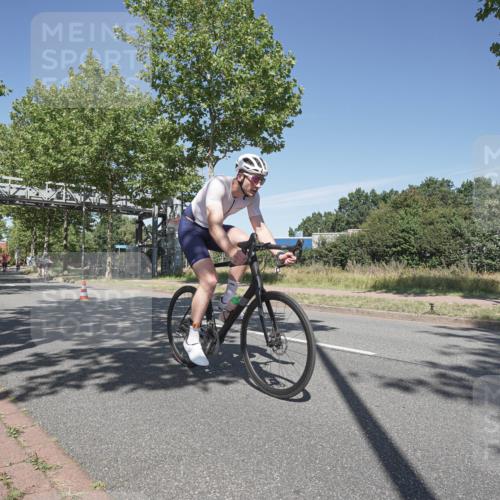 09.08.2026 - GEWOBA Citytriathlon Bremen Michael Burmester http://msf.ph/oto/9955063 09.08.2026 12:14:37 Radfahren 561, 574, 582, 647, 680, 721, 733 meine-sportfotos.de