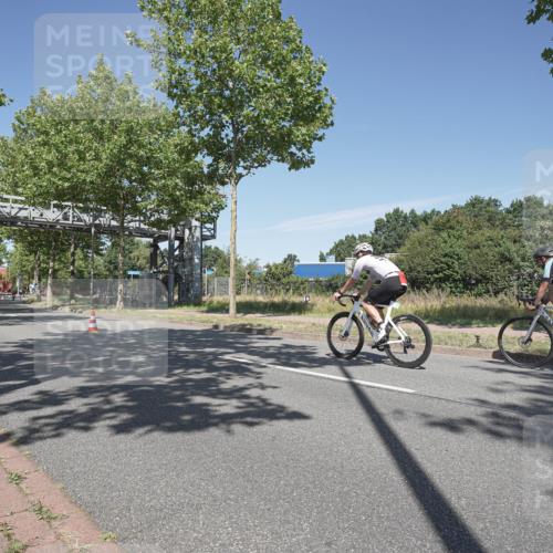 09.08.2026 - GEWOBA Citytriathlon Bremen Michael Burmester http://msf.ph/oto/9955098 09.08.2026 12:15:09 Radfahren 613, 646, 924, 1015, 1128 meine-sportfotos.de