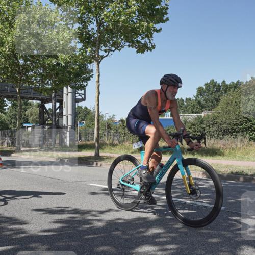 09.08.2026 - GEWOBA Citytriathlon Bremen Michael Burmester http://msf.ph/oto/9955247 09.08.2026 14:42:00 Radfahren 138, 262, 381, 397, 424, 437, 441, 467, 468 meine-sportfotos.de