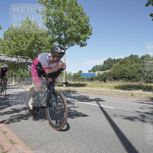 09.08.2026 - GEWOBA Citytriathlon Bremen Michael Burmester http://msf.ph/oto/9955278 09.08.2026 12:17:32 Radfahren 565, 579, 598, 609, 650, 653, 758, 778, 784, 807 meine-sportfotos.de
