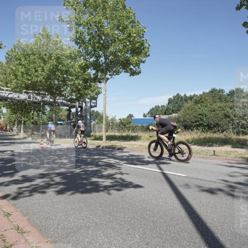 09.08.2026 - GEWOBA Citytriathlon Bremen Michael Burmester http://msf.ph/oto/9955291 09.08.2026 12:17:48 Radfahren 579, 609, 672, 901, 981, 1109, 1126, 1147 meine-sportfotos.de