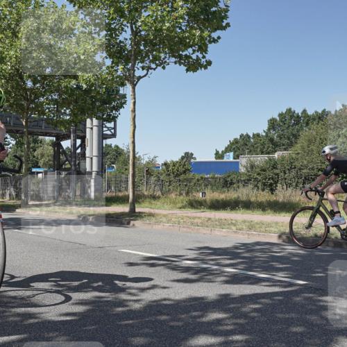 09.08.2026 - GEWOBA Citytriathlon Bremen Michael Burmester http://msf.ph/oto/9955334 09.08.2026 14:43:29 Radfahren 194, 275, 361, 432, 436, 463, 489, 494 meine-sportfotos.de
