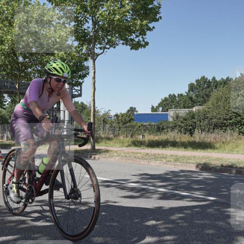 09.08.2026 - GEWOBA Citytriathlon Bremen Michael Burmester http://msf.ph/oto/9955359 09.08.2026 14:44:10 Radfahren 107, 209, 241, 303, 318, 502 meine-sportfotos.de