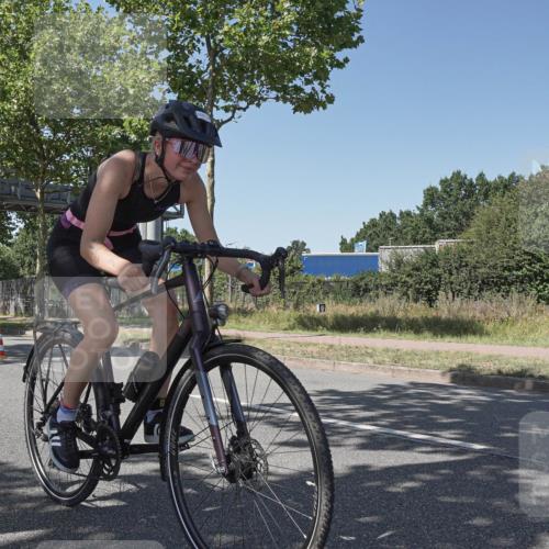 09.08.2026 - GEWOBA Citytriathlon Bremen Michael Burmester http://msf.ph/oto/9955363 09.08.2026 14:44:12 Radfahren 107, 209, 241, 303, 318, 502 meine-sportfotos.de