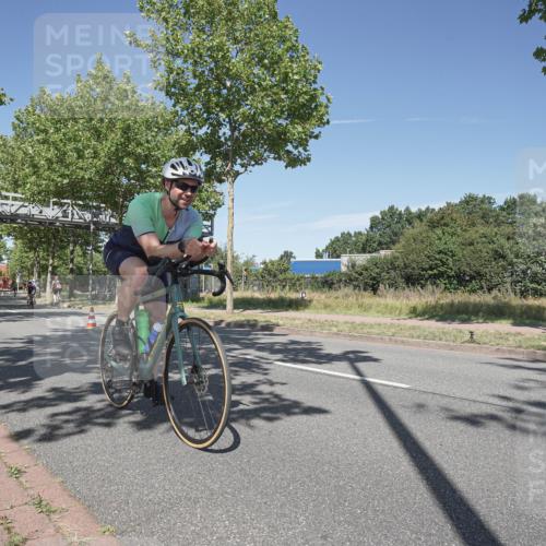 09.08.2026 - GEWOBA Citytriathlon Bremen Michael Burmester http://msf.ph/oto/9955370 09.08.2026 12:19:02 Radfahren 624, 744, 886, 1009, 1120 meine-sportfotos.de