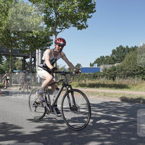 09.08.2026 - GEWOBA Citytriathlon Bremen Michael Burmester http://msf.ph/oto/9955485 09.08.2026 14:46:56 Radfahren 392, 414, 447, 464, 483, 488, 506 meine-sportfotos.de