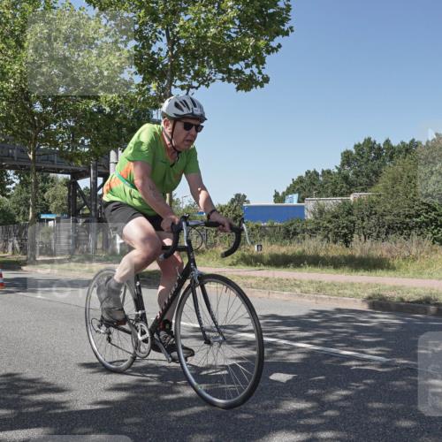 09.08.2026 - GEWOBA Citytriathlon Bremen Michael Burmester http://msf.ph/oto/9955487 09.08.2026 14:47:00 Radfahren 392, 414, 461, 464, 488, 506 meine-sportfotos.de