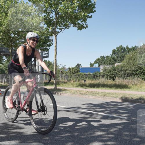 09.08.2026 - GEWOBA Citytriathlon Bremen Michael Burmester http://msf.ph/oto/9955511 09.08.2026 14:47:55 Radfahren 366, 491, 492 meine-sportfotos.de