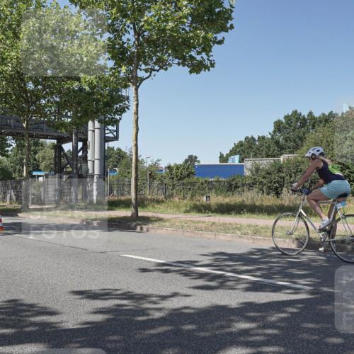 09.08.2026 - GEWOBA Citytriathlon Bremen Michael Burmester http://msf.ph/oto/9955517 09.08.2026 14:48:02 Radfahren 366, 459 meine-sportfotos.de
