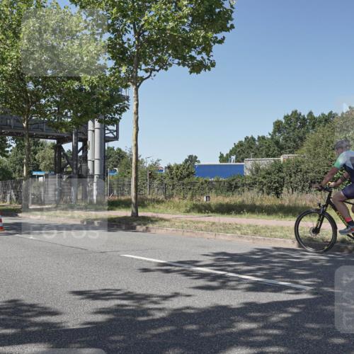 09.08.2026 - GEWOBA Citytriathlon Bremen Michael Burmester http://msf.ph/oto/9955523 09.08.2026 14:48:25 Radfahren 333, 484 meine-sportfotos.de