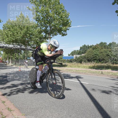 09.08.2026 - GEWOBA Citytriathlon Bremen Michael Burmester http://msf.ph/oto/9955532 09.08.2026 12:20:54 Radfahren 560, 562, 639, 668, 678, 773, 889, 911, 912, 960, 968, 979, 1110 meine-sportfotos.de