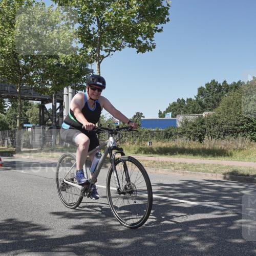 09.08.2026 - GEWOBA Citytriathlon Bremen Michael Burmester http://msf.ph/oto/9955541 09.08.2026 14:49:52 Radfahren 446, 504 meine-sportfotos.de