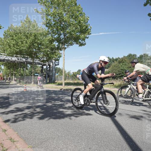 09.08.2026 - GEWOBA Citytriathlon Bremen Michael Burmester http://msf.ph/oto/9955546 09.08.2026 12:21:00 Radfahren 560, 562, 637, 639, 668, 678, 889, 911, 912, 960, 968, 979, 1110 meine-sportfotos.de