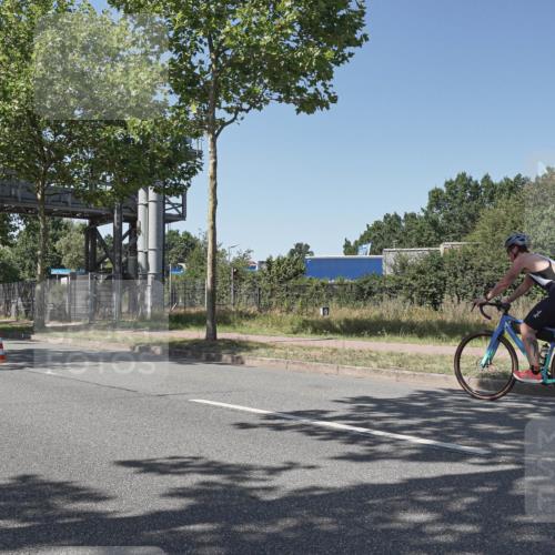09.08.2026 - GEWOBA Citytriathlon Bremen Michael Burmester http://msf.ph/oto/9955553 09.08.2026 14:51:39 Radfahren 427 meine-sportfotos.de