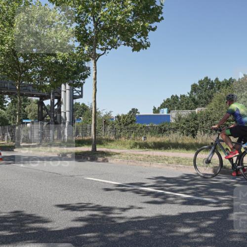 09.08.2026 - GEWOBA Citytriathlon Bremen Michael Burmester http://msf.ph/oto/9955557 09.08.2026 14:52:07 Radfahren 469, 512 meine-sportfotos.de