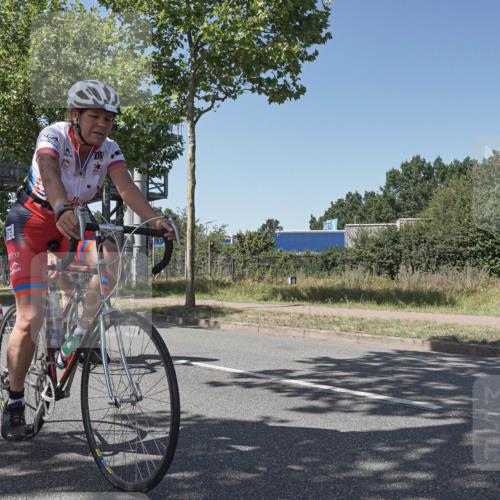 09.08.2026 - GEWOBA Citytriathlon Bremen Michael Burmester http://msf.ph/oto/9955559 09.08.2026 14:52:16 Radfahren 469, 512 meine-sportfotos.de