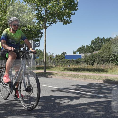 09.08.2026 - GEWOBA Citytriathlon Bremen Michael Burmester http://msf.ph/oto/9955567 09.08.2026 14:53:18 Radfahren 406 meine-sportfotos.de