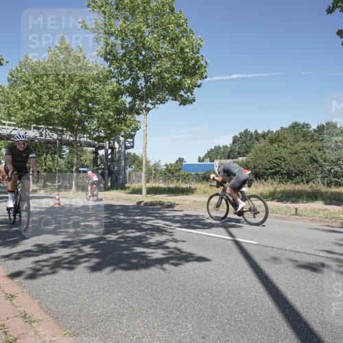 09.08.2026 - GEWOBA Citytriathlon Bremen Michael Burmester http://msf.ph/oto/9955572 09.08.2026 12:21:16 Radfahren 596, 628, 637, 644, 731, 1115, 1132 meine-sportfotos.de