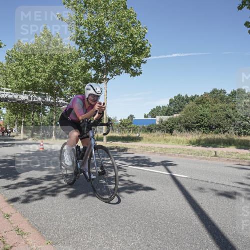 09.08.2026 - GEWOBA Citytriathlon Bremen Michael Burmester http://msf.ph/oto/9955583 09.08.2026 12:21:32 Radfahren 596, 667, 731, 737, 902, 1111 meine-sportfotos.de