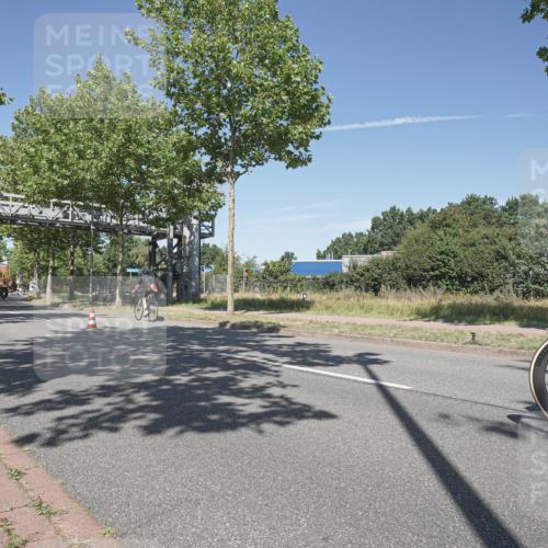 09.08.2026 - GEWOBA Citytriathlon Bremen Michael Burmester http://msf.ph/oto/9955607 09.08.2026 12:22:04 Radfahren 541, 559, 571, 604, 623, 626, 687, 695, 759, 896, 953, 954, 1102, 1114, 1139 meine-sportfotos.de